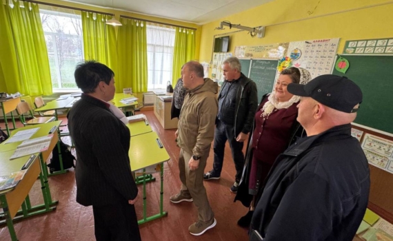 Глава Адыгеи посетил Херсонскую область