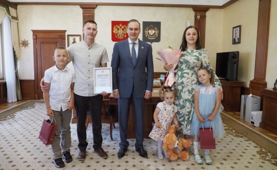 Регионы РФ изучают лучшие практики Мордовии в области поддержки рождаемости