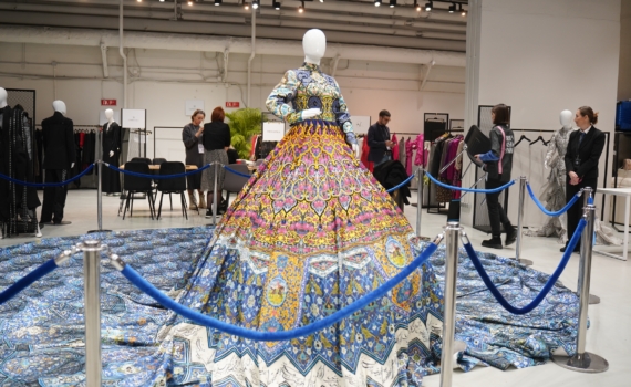 Не ждите, пока подарят: 6 вещей, которые сделают вас звездой на встрече Нового 2026 года Не ждите, пока подарят: 6 вещей, которые сделают вас звездой на встрече Нового 2026 года